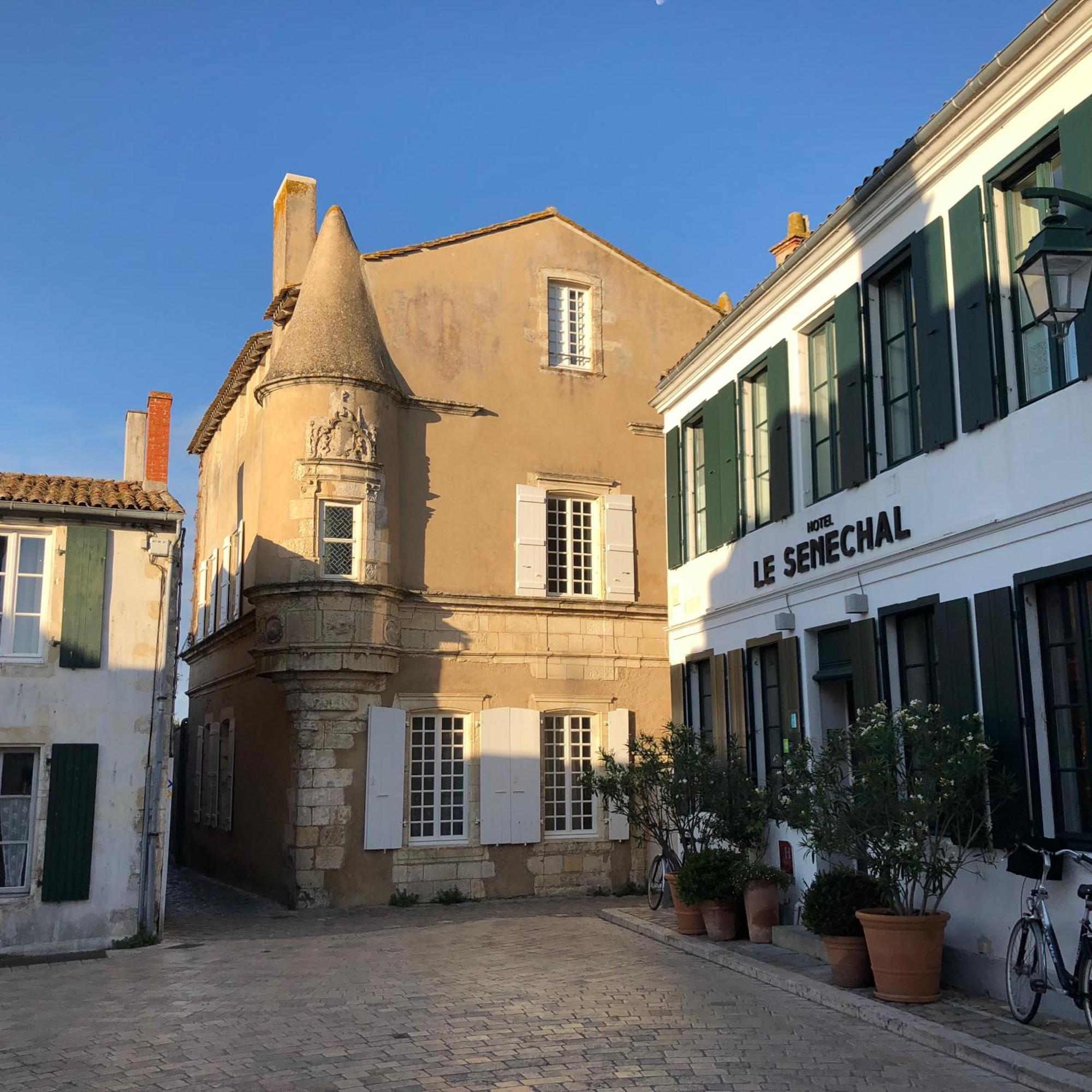 Hotel Le Senechal Ars-en-Ré Exteriör bild